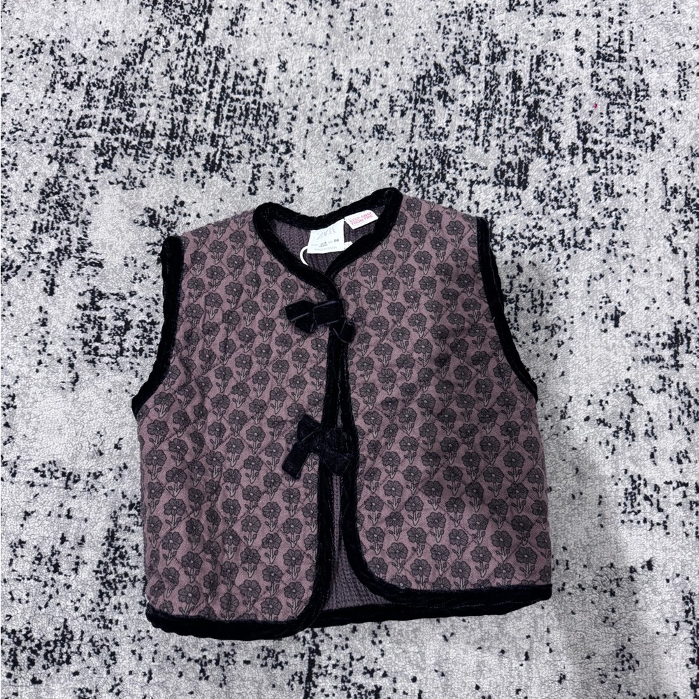 Brown Floral Jacquard Vest with Black Trim